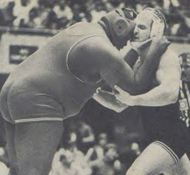 Lou_Banach_vs_Tab_Thacker_1982_NCAAs_2d_round