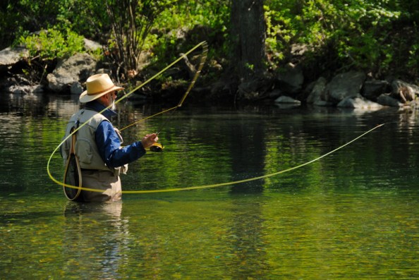 fly_fishing_on_the_swift_river